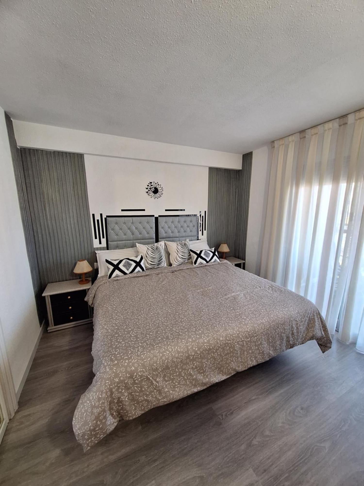 Beautiful 2 Bedrooms Aparatament Бенидорм Екстериор снимка